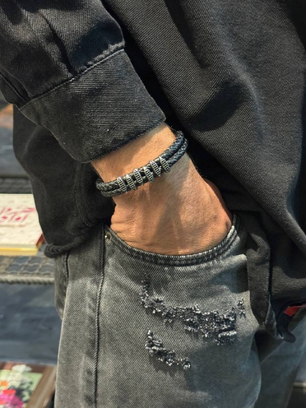دستبند مردانه چرمی اسپرت