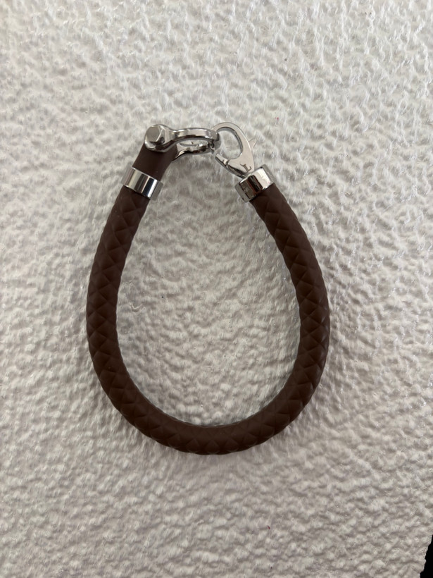 دستبند امگا